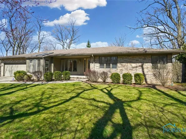 633 W Front St, Perrysburg, OH 43551