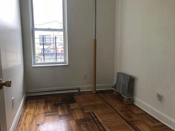 3rd image of 1512 Leland Ave APT C
