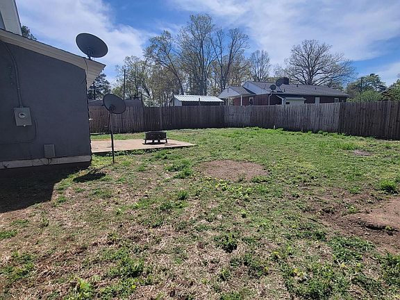 5th image of 408 Franklin Blvd S