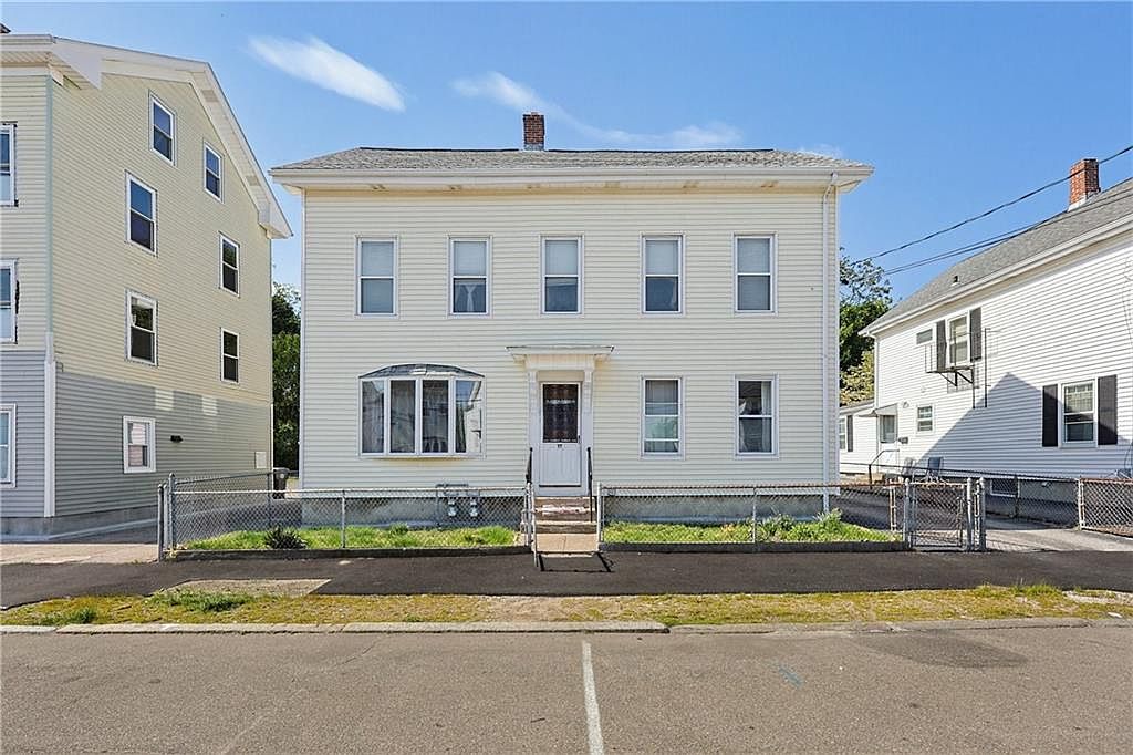 19 Elm St, Cumberland, RI 02864 | Zillow