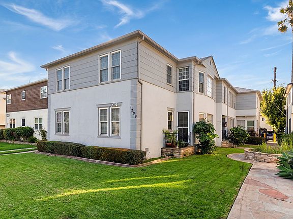 3rd image of 1209 S Orange Grove Ave #2