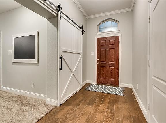 2nd image of 3037 Ruby Dr