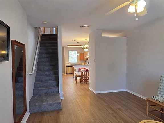 2nd image of 3970 SW 20th Ave APT 912