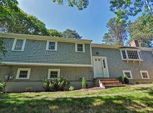 22 Uncle Jimmys Ln, Yarmouth Port, MA 02675