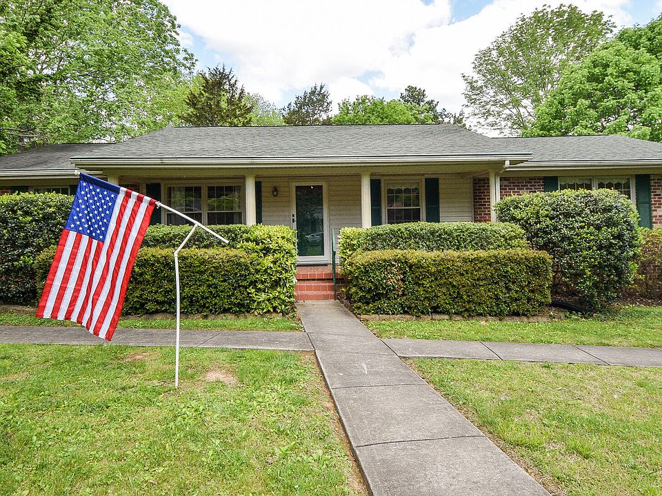 1st image of 3009 Oakland Dr NW