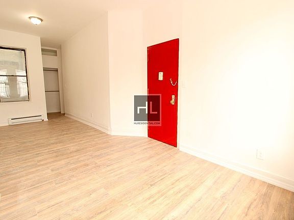 3rd image of 298 Palmetto St APT 1L