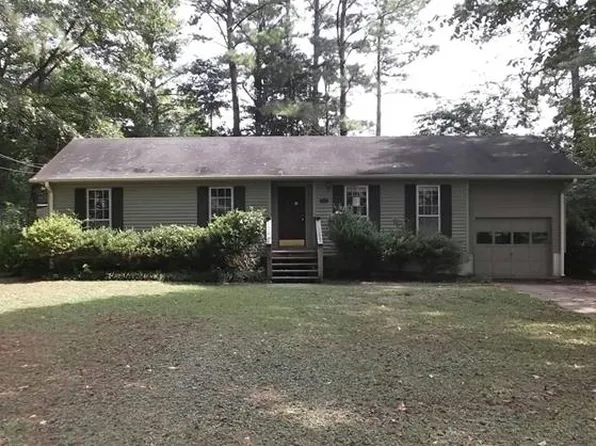627 Scott Dr, Moody, AL 35004
