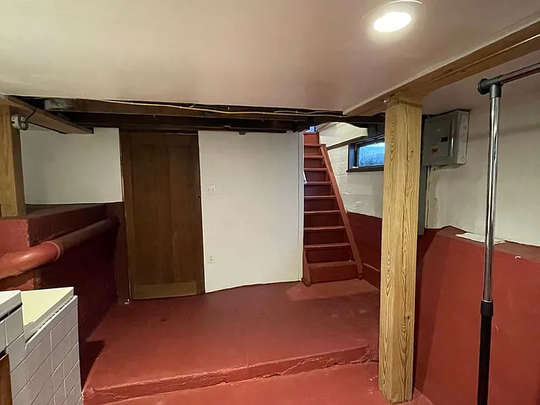 499 Littleton St — Photo 24