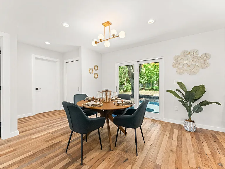 5102 Ravensdale Ln — Photo 13