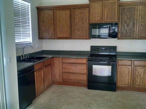 Kitchen 1 302nd
