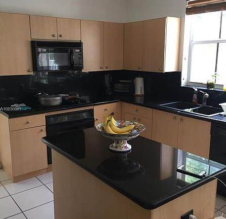 3rd image of 1047 Nandina Dr