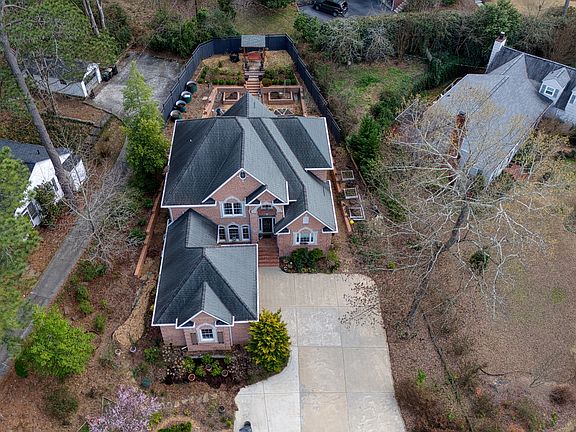 3rd image of 201 Bass Ave SW