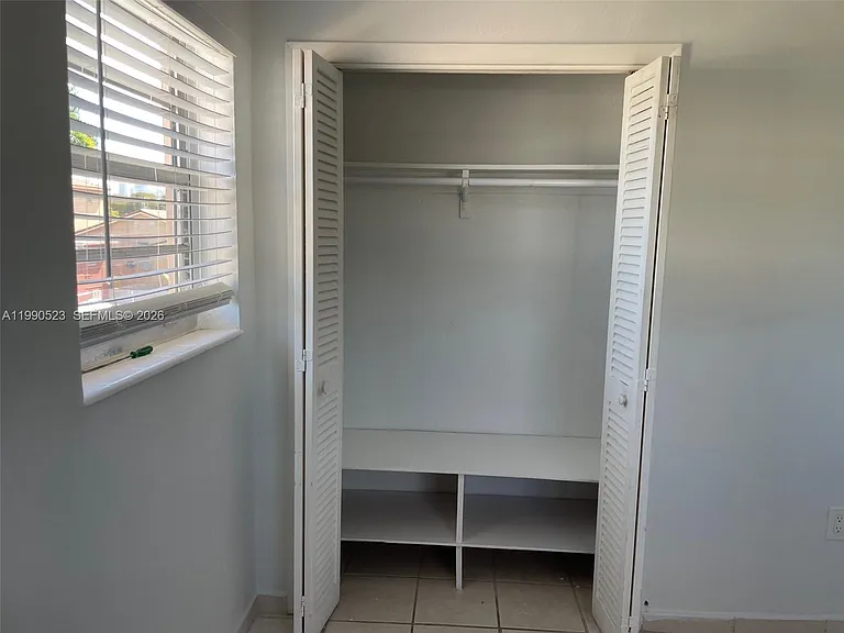 1787 SW 7th St #7 — Photo 8