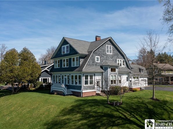 7 Sunset Ave, Lakewood, NY 14750