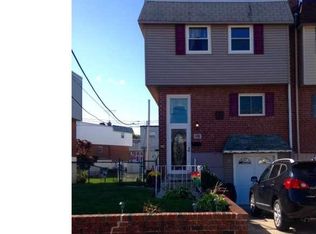 3521 Sussex Ln, Philadelphia, PA 19114