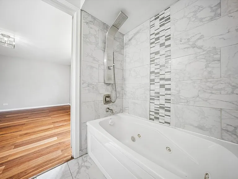 8314 W 95th St — Photo 14