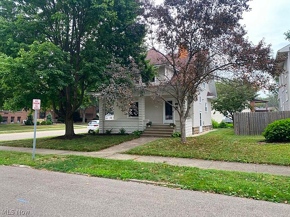 3rd image of 1231 Dover Ave
