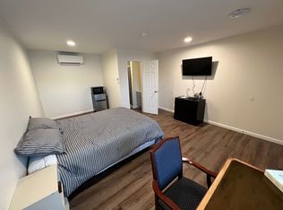 914 Cocoa Ave ROOM 10, Hershey, PA 17033