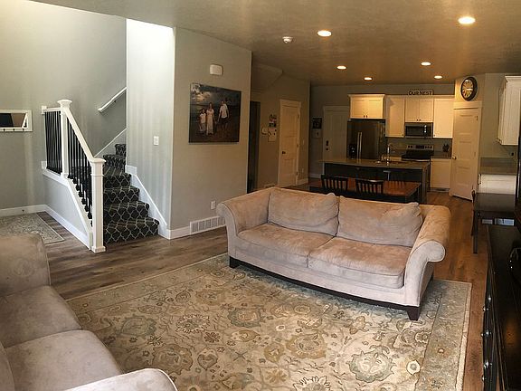 3rd image of 4443 W Glendon Dr