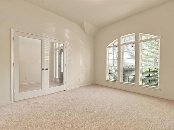 5th image of 5903 Falling Briar Ln