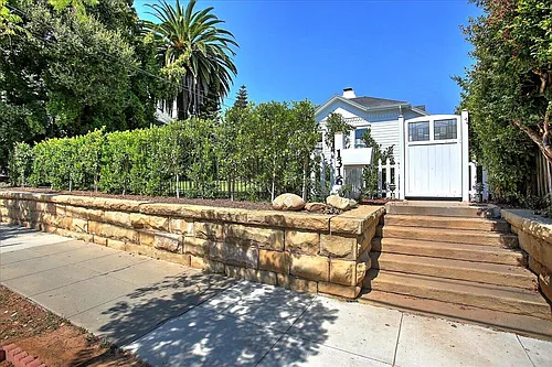 1316 Bath St Photo 1