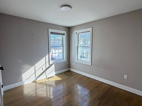 4th image of 67 Keayne St #1