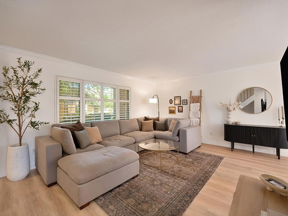1st image of 3234 Casitas Bonito
