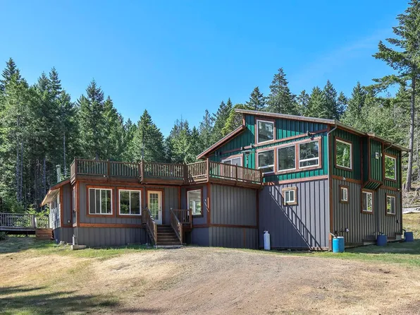 8400 Owl Cres, Comox Valley, BC V0R 1T0
