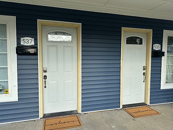 5th image of 537 N Centennial St