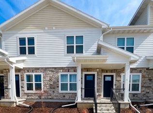 2908 Radicchio Dr #6, Madison, WI 53711