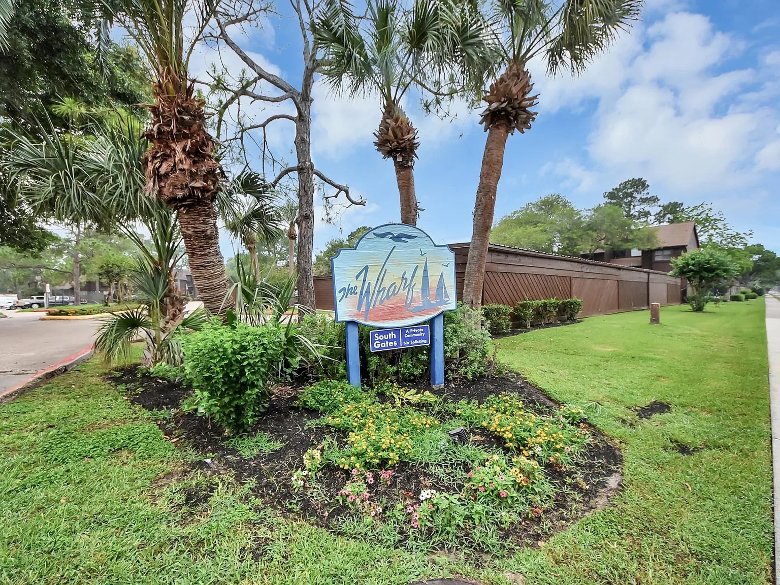 2 bed, 2.0 bath, 1499 sqft, $1,800 — Photo 3