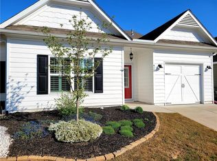 413 Rockview Dr, Canton, GA 30114