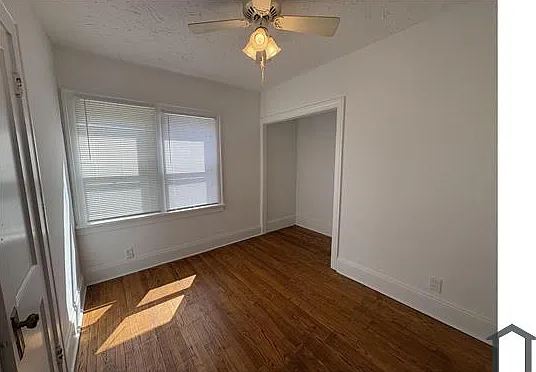 9412 Grand Division Ave — Photo 9