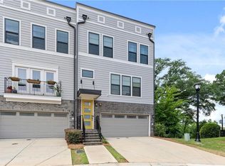 2087 Holtz Ln NW, Atlanta, GA 30318