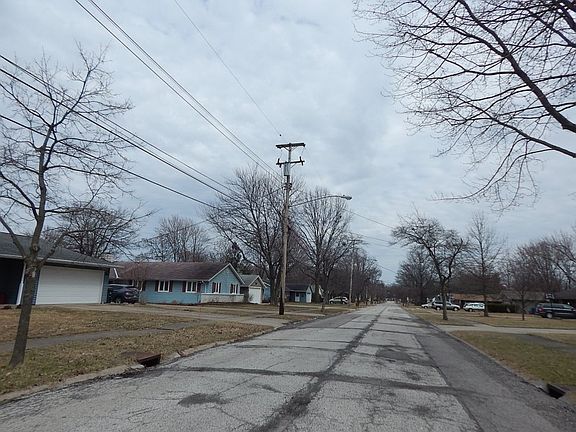 4th image of 160 4th Ave