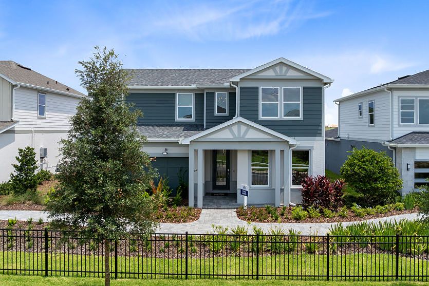 Coral Grand Exterior