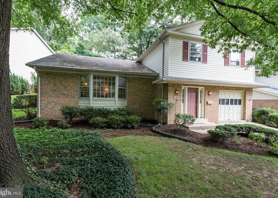 1st image of 4203 Vicki Ct