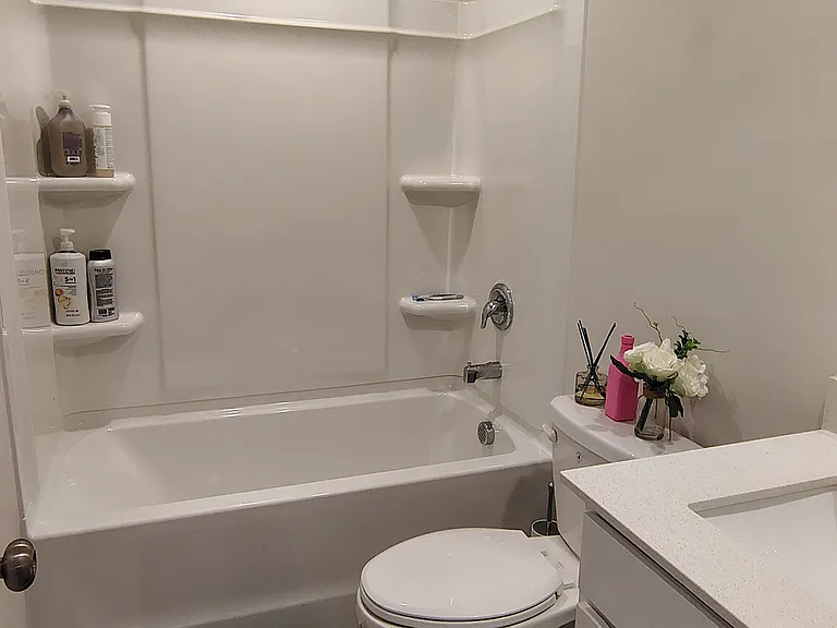 2719 Fordham St — Photo 5