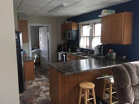 Kitchen with island