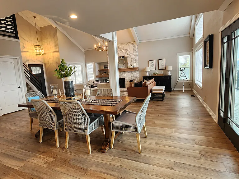 443 E Parowan Way — Photo 10