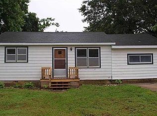 320 E Cleveland Ave, Walnut Grove, MO 65770