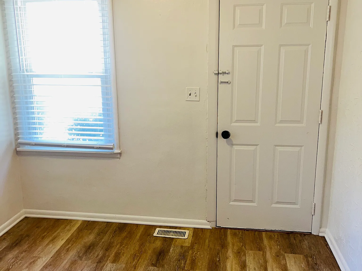 1636 Franklin St — Photo 2