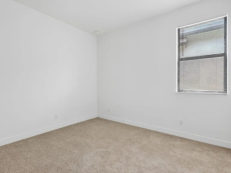 11344 SW Pietra Way — Photo 36