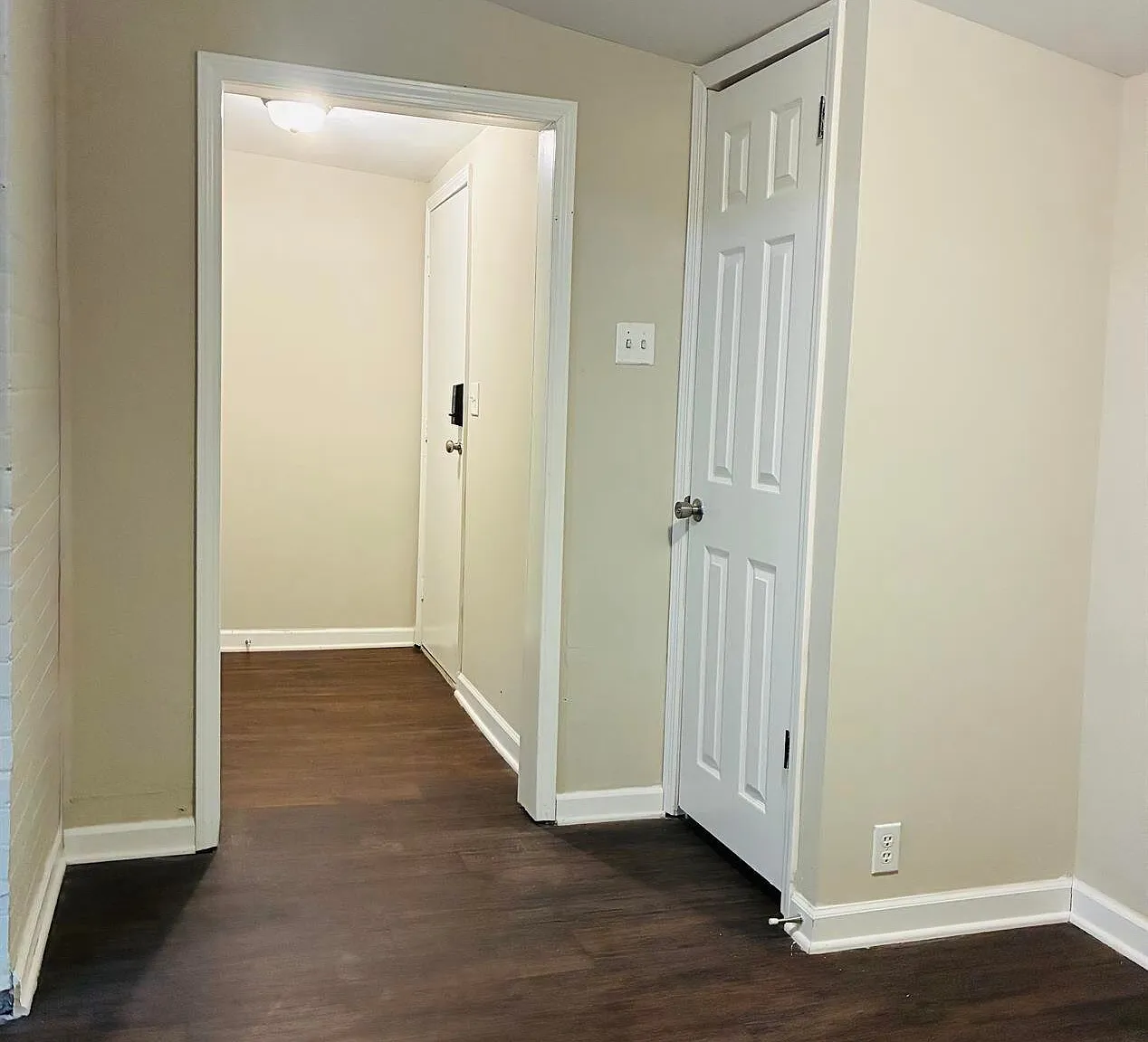 819 Buffalo Unit B — Photo 4