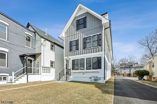 133 Forest St #1 Photo 1