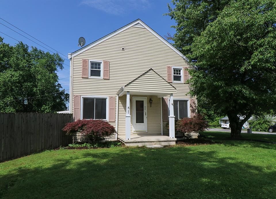 1st image of 8745 Evergreen Dr