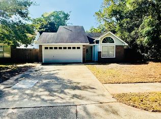 416 Adam St NW, Fort Walton Beach, FL 32548