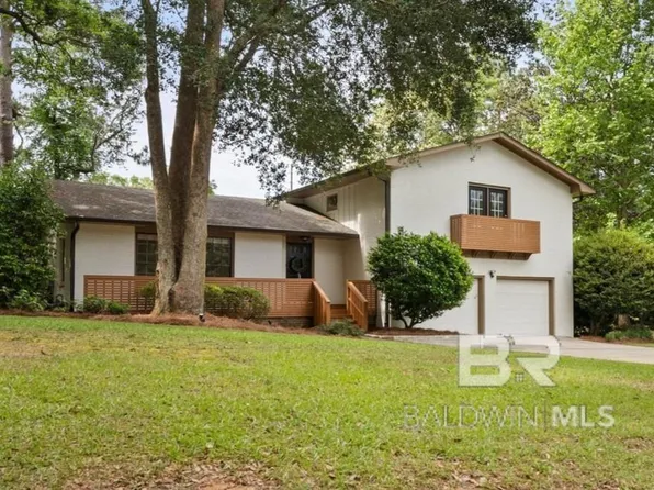 652 Bellangee Ave, Fairhope, AL 36532