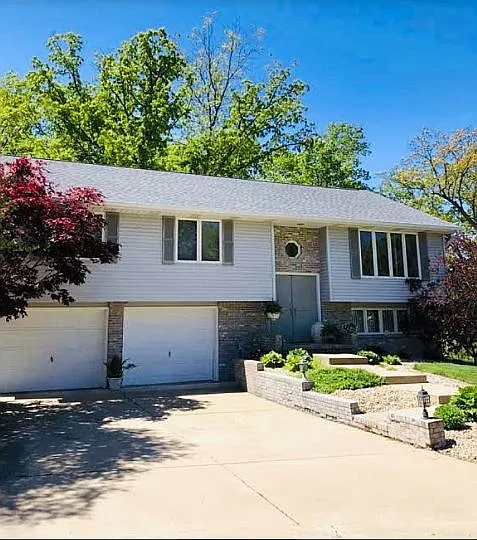 511 Briarbrook Dr photo 1