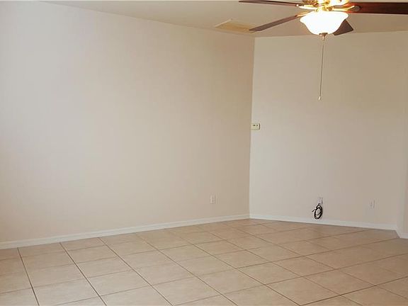 5th image of 1214 NE 13th Pl